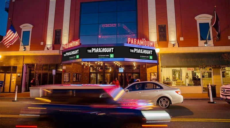 The Paramount Huntington