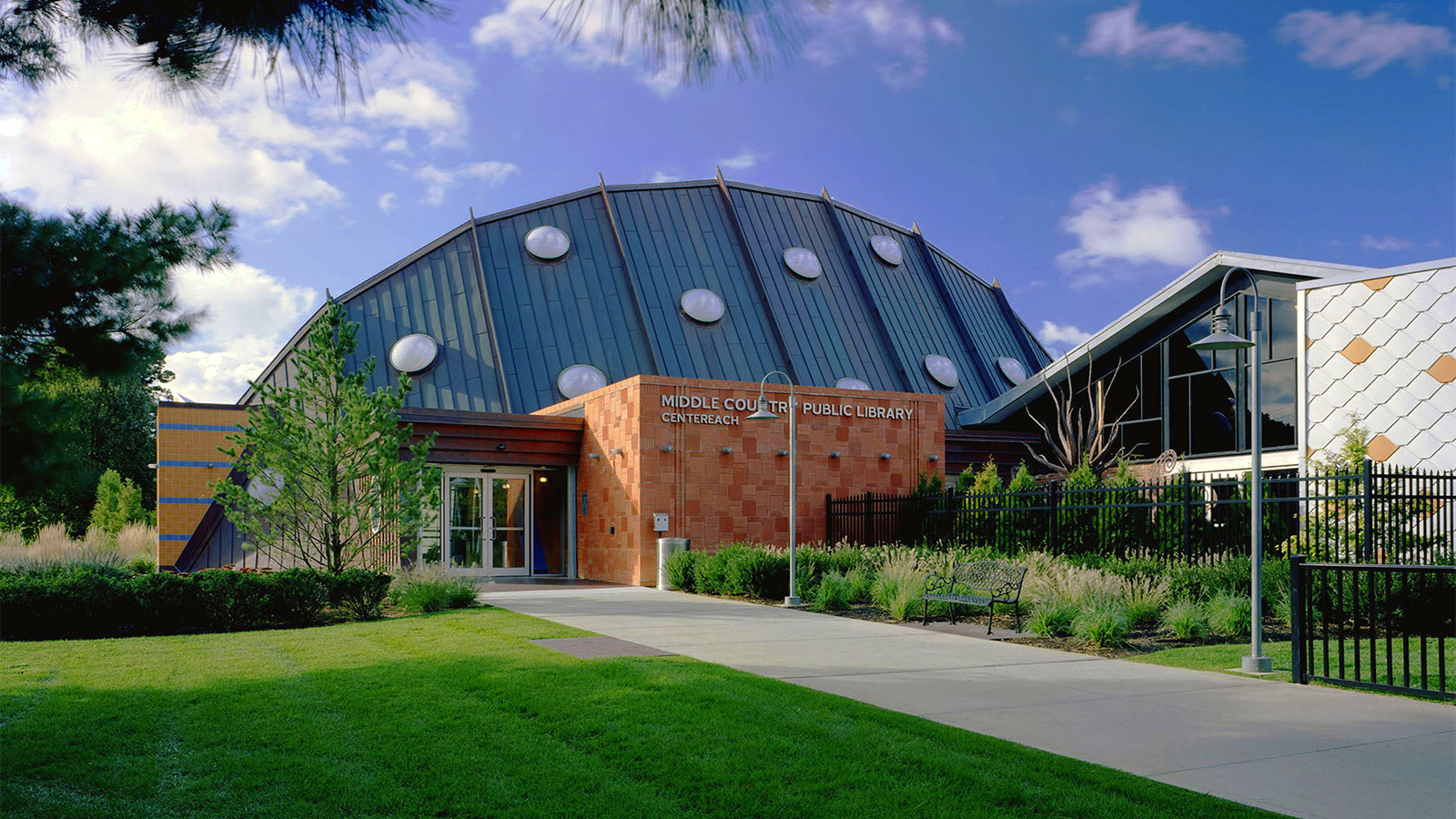 Middle Country Public Library in Centereach