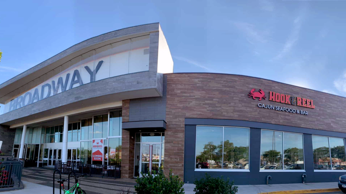 New eateries coming to renovated Westbury mall • The Long Island Times