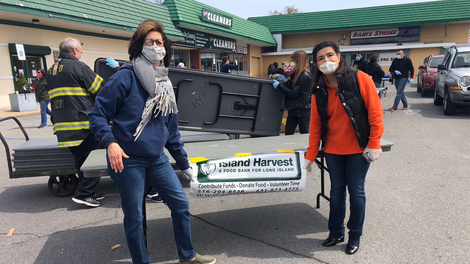 Island Harvest distributes over 1M pounds of food in 39 days • The Long