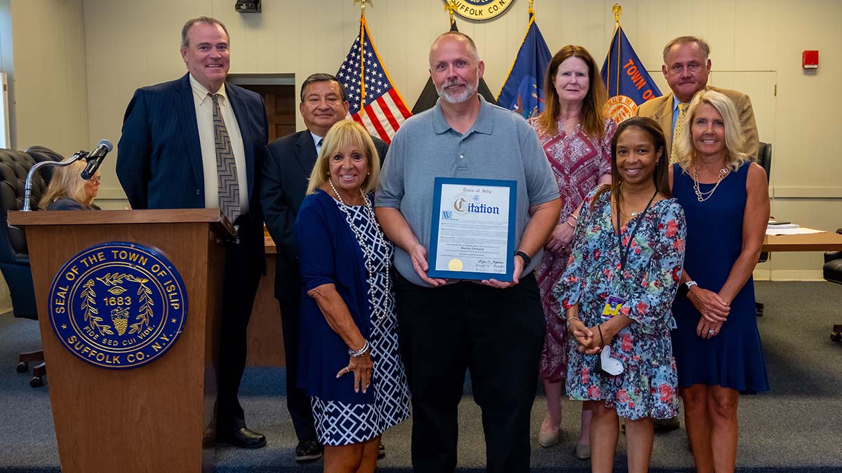 central-islip-teacher-wins-national-award-the-long-island-times