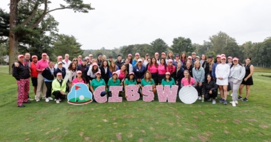 In this Sept. 26, 2023 photo, members of CIBS W attend the networking group's inaugural 9 & Dine golf outing. (Photo: Commercial Industrial Brokers Society of Long Island)