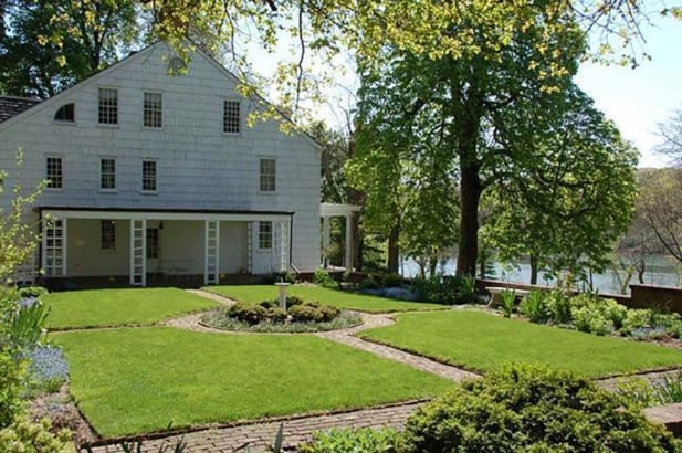 Joseph Lloyd Manor