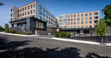 Bryant Plaza Roslyn Heights