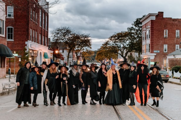 Spp Witches Group Street