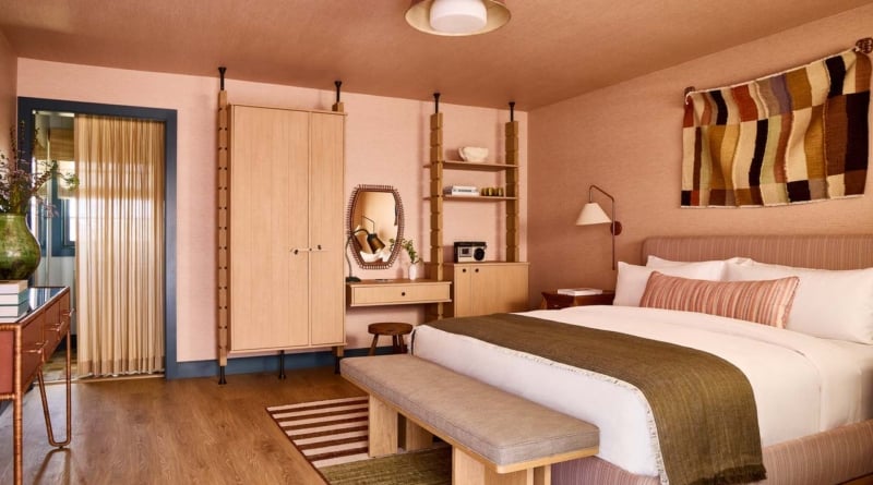 Hotel Corduroy Room