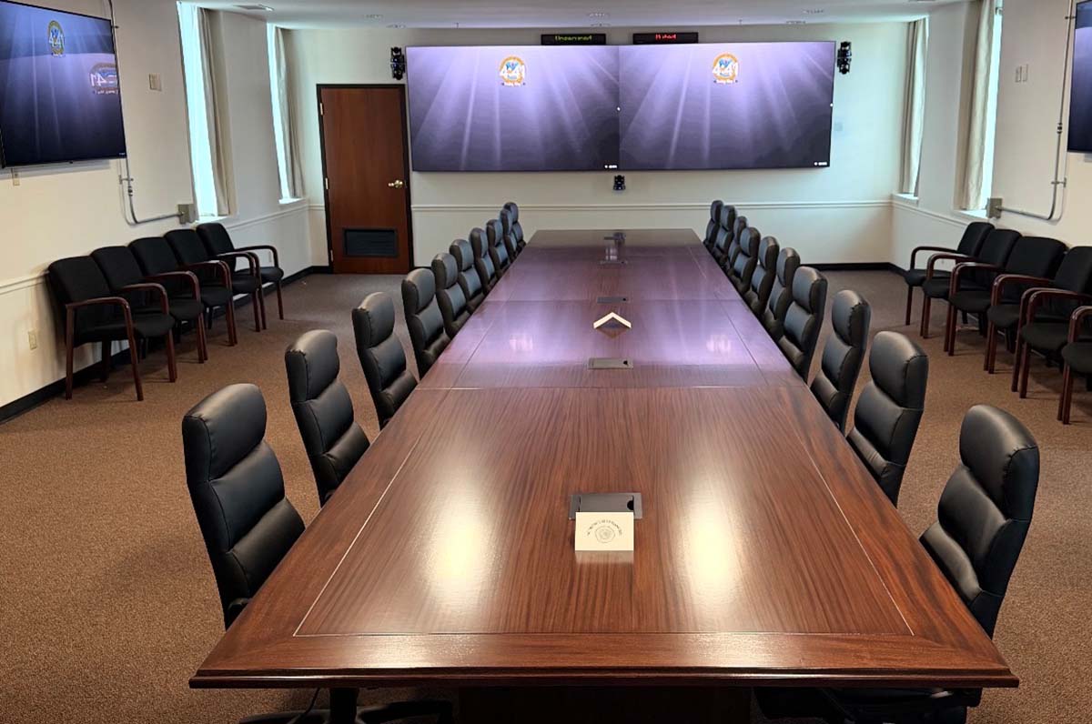 Glen Cove firm crafts conference table for Fort Knox " The Long Island Times