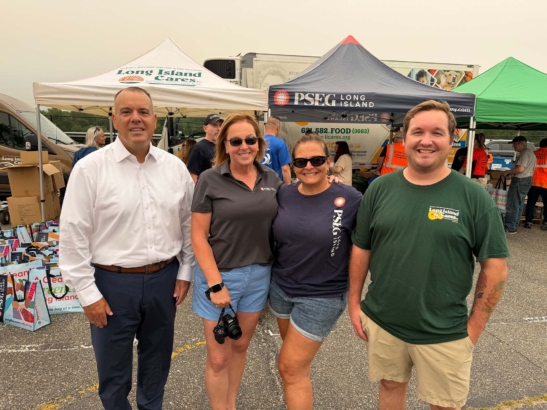 Brookhaven partners with Long Island Cares, PSEG Long Islandto host free farmers market for seniors Brookhaven Farmers Market