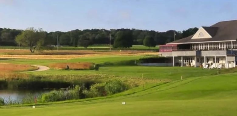 The Retreat to honor Chef Michael Symon at its annual golf outing The Retreat Amagansett Gc